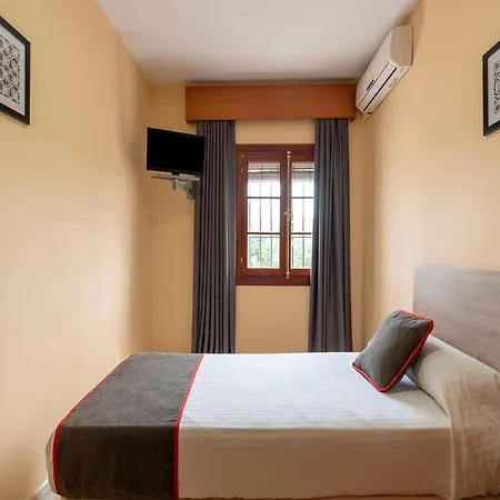 Guest house El Paisano 2*