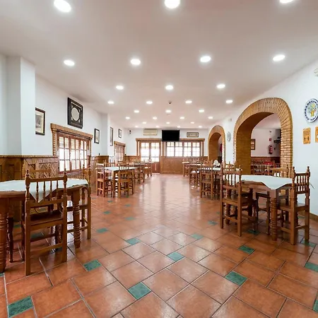 Oyo El Paisano 2*